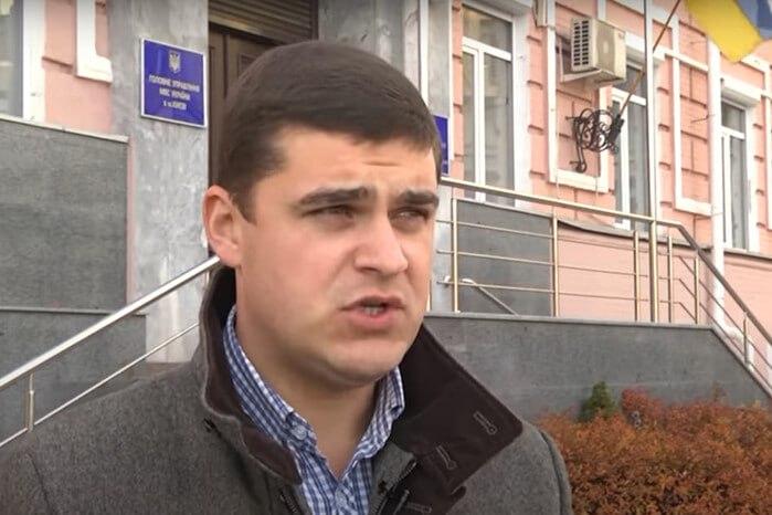 Ілюстрація до публікації «Кандидат на посаду голови Держмитслужби, старший детектив НАБУ Михайло Буртовий тримає готівкою 140,5 тис. доларів і купив квартиру в Києві за майже мільйон грн»