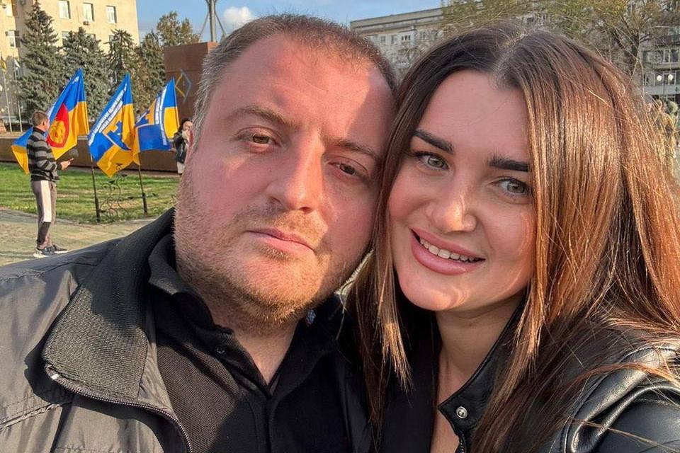 Ілюстрація до публікації «Одеська влада через суд виселяє дружину екс-очільника Херсонської МВА Мрочка з підвалу»