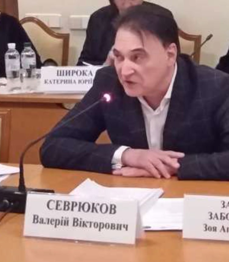 Ілюстрація до публікації «Експрокурор Полтавщини Антон Столітній під час своєї роботи у місті "відмазав" від кримінального обвинувачення колегу Валерія Севрюкова, з яким працював в Національній академії…»