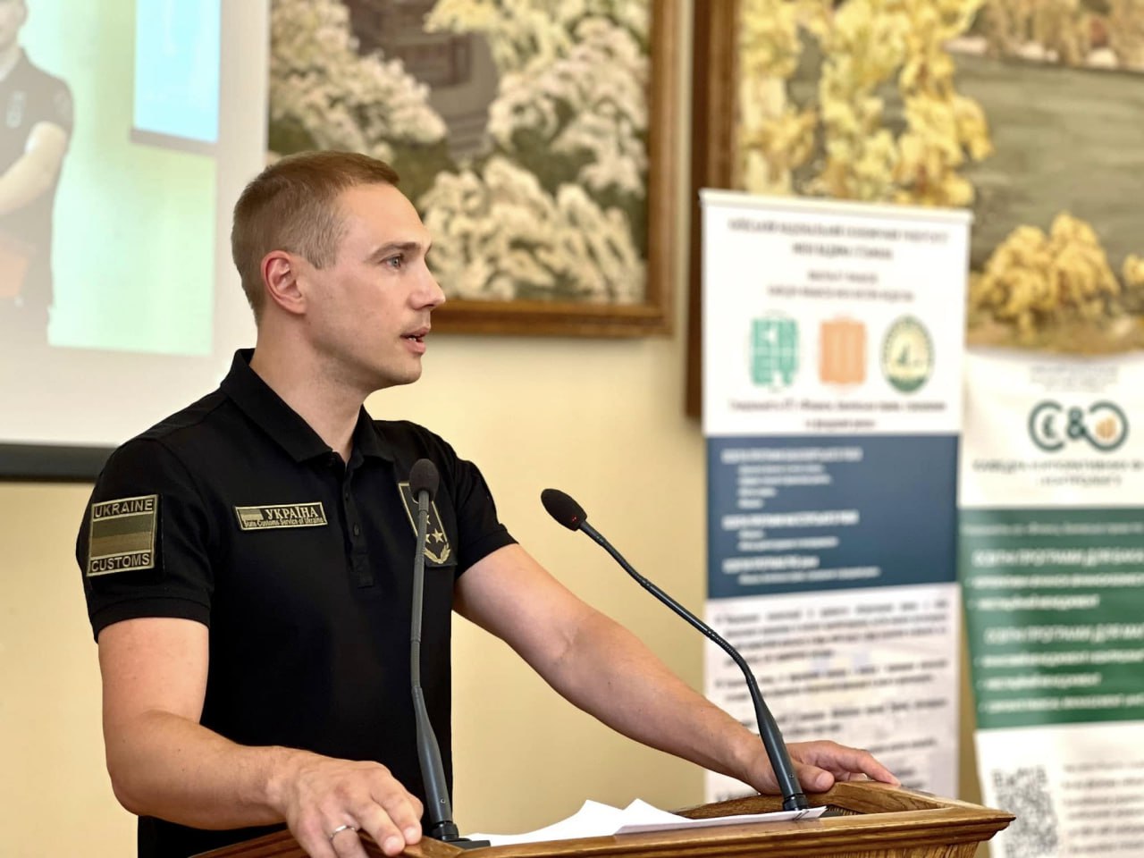Ілюстрація до публікації «Перший заступник начальника Київської митниці Павло Володимирович Сич, який мітить на посаду керівника служби, зареєстрований у Новгород-Сіверському Чернігівської області…»