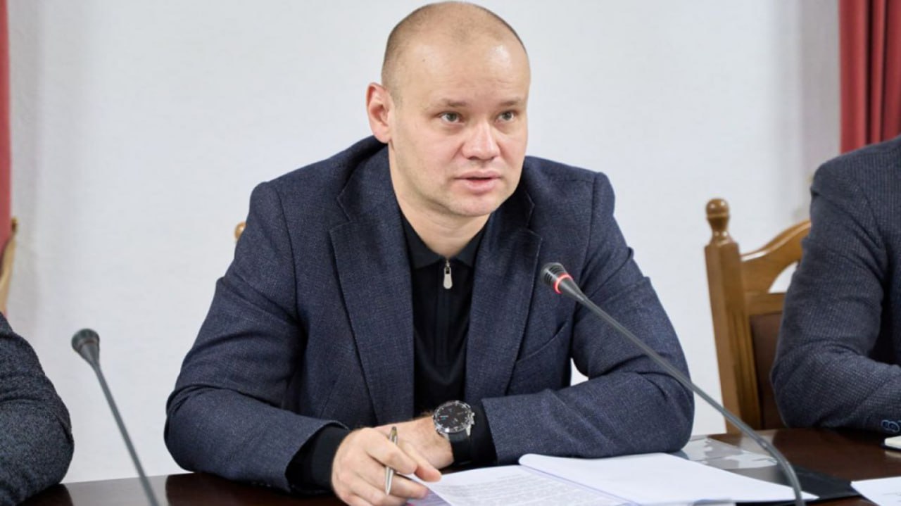 Ілюстрація до публікації «віднайшло справу, де посіпака Дмитра Жемана — ексдиректор «Одесміськелектротранс» (КП «ОМЕТ») Інеса Мандрус отримала підозру у недбалості.»