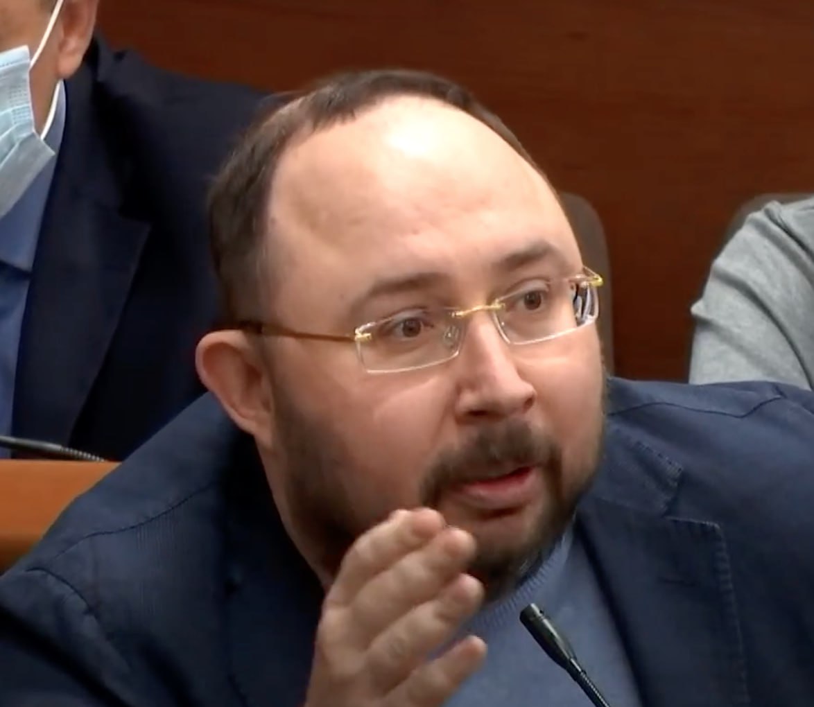 Ілюстрація до публікації «Роман Ярошенко, ти сам це почав... 💬 @ABleaks_bot 💕 Долучитись ☑ info@absolutionlab.com»