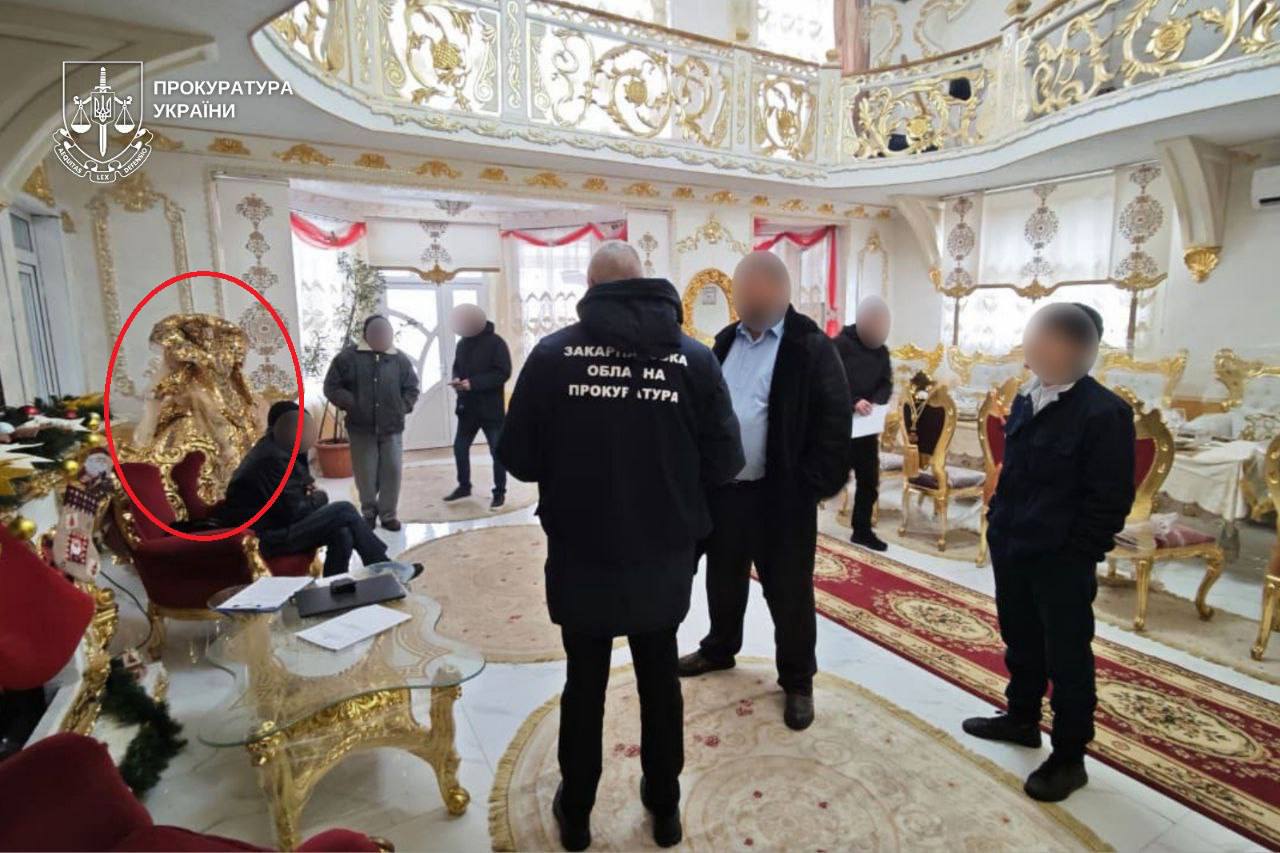 Ілюстрація до публікації «Прокуратура повідомила про підозру депутату Берегівської райради від «Слуги народу» Арсенію Богару, який приховав мільйони у декларації»