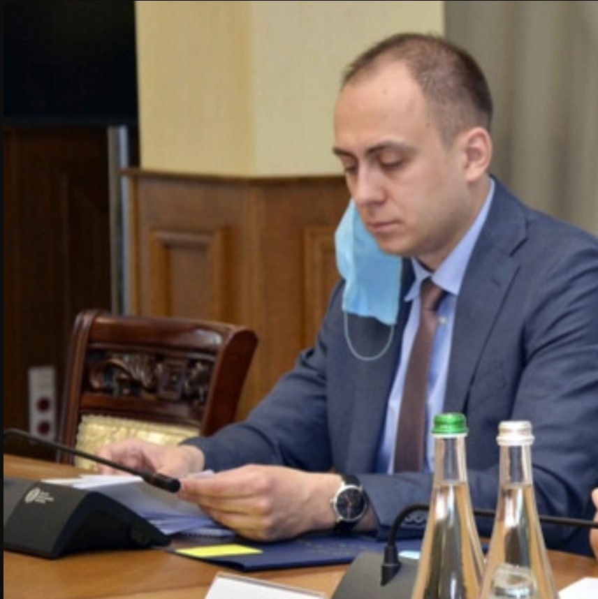 Ілюстрація до публікації «Моторошні схеми привласнення майна від прокурорів Харкова Публікуємо ще одну частину історій про те, як прокурори завдяки шахраям привласнюють майно померлих осіб.»