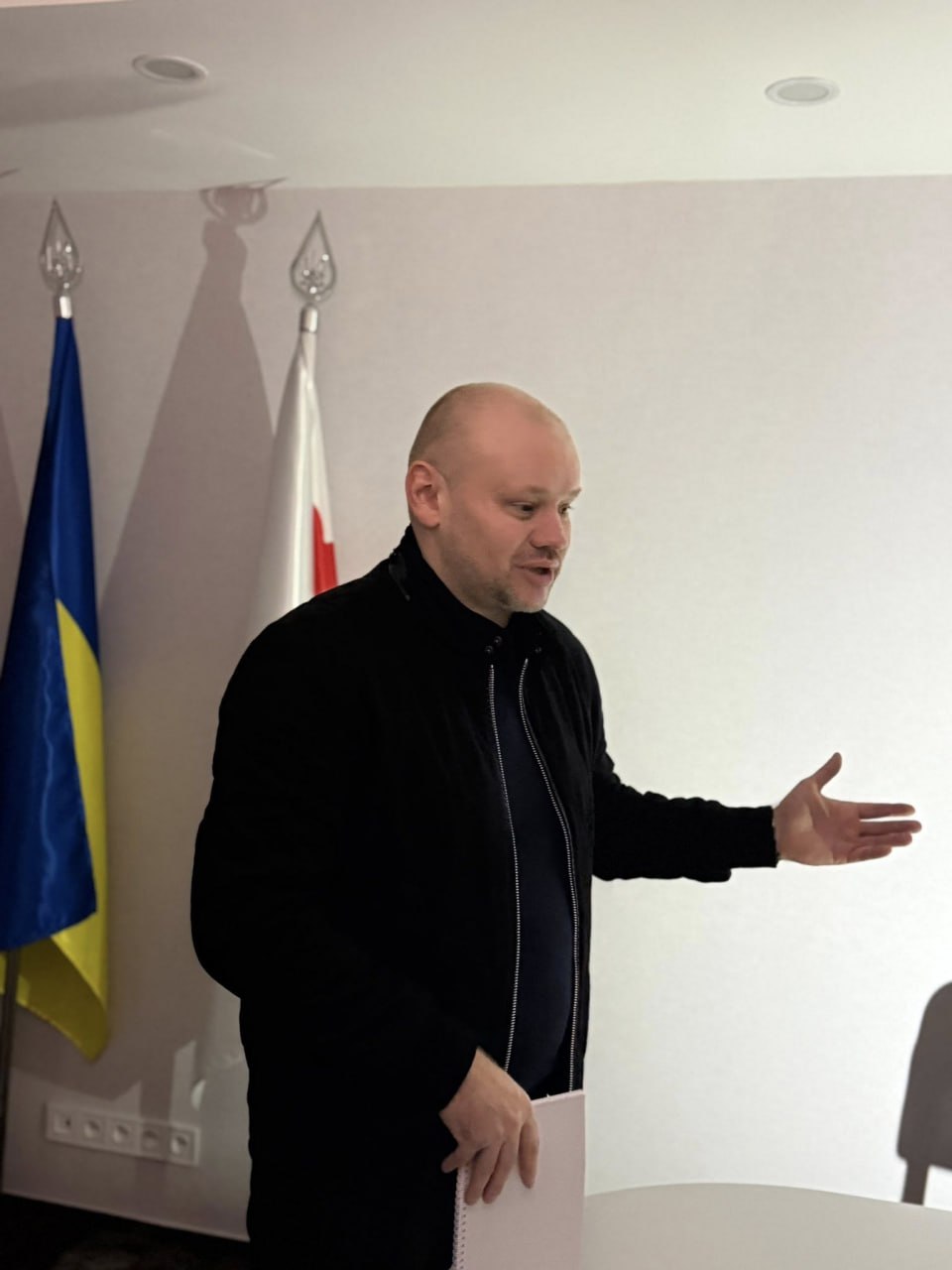 Ілюстрація до публікації «Одеські ЗМІ пишуть, що скандальний ексзаступник генпрокурора Дмитро Вербицький виходить з орбіти фінансування «Батьківщини».»