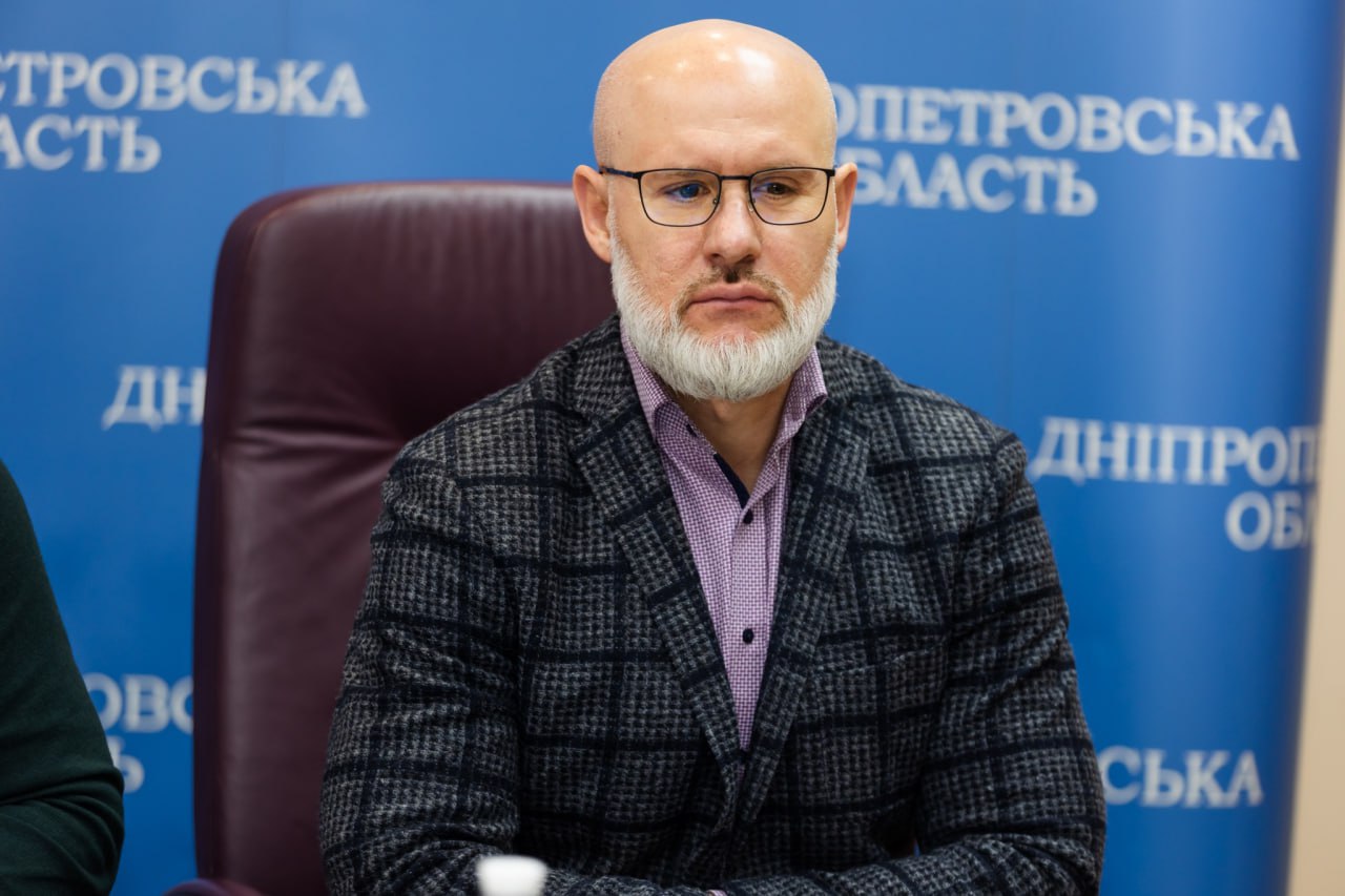 Ілюстрація до публікації «Князюк: як Держпродспоживслужба Дніпропетровщини перетворилась на корупційний конвеєр Коли у 2023 корумпований Олександр Князюк очолив управління Держпродспоживслужби у…»