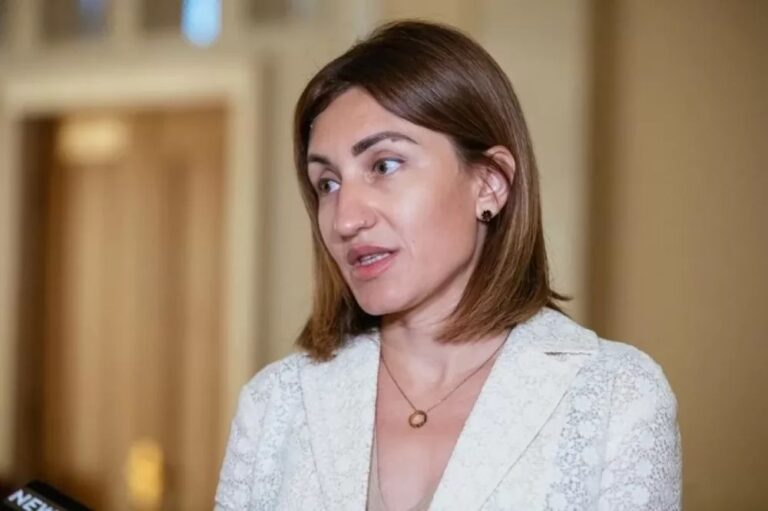 Ілюстрація до публікації «Родина колишнього народного депутата від ОПЗЖ Тетяна Плачкова ховає свої статки від НАЗК»