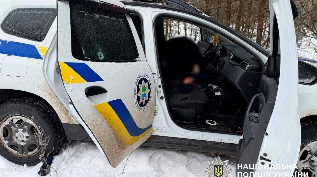 Ілюстрація до публікації «Стрілянина на Черкащині, де загинув ветеран Сергій Русінов та 4 поліцейських, відбулась через те, як розповідає син загиблого, його батька пресував місцевий депутат Віталій…»