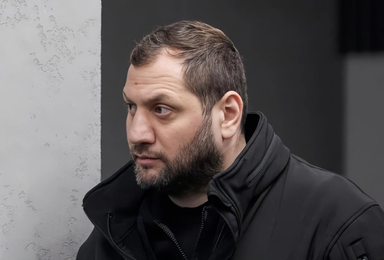 Ілюстрація до публікації «"Імпортні" радники міністра оборони Федорова»