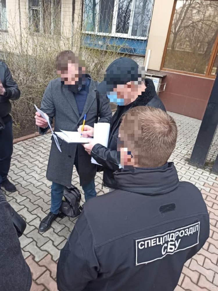 Ілюстрація до публікації «В Одесі судді та прокуратура фактично "ховають" резонансну справу щодо "буксирної" схеми в АМПУ, що призвела до збитків в 142 млн гривень.»