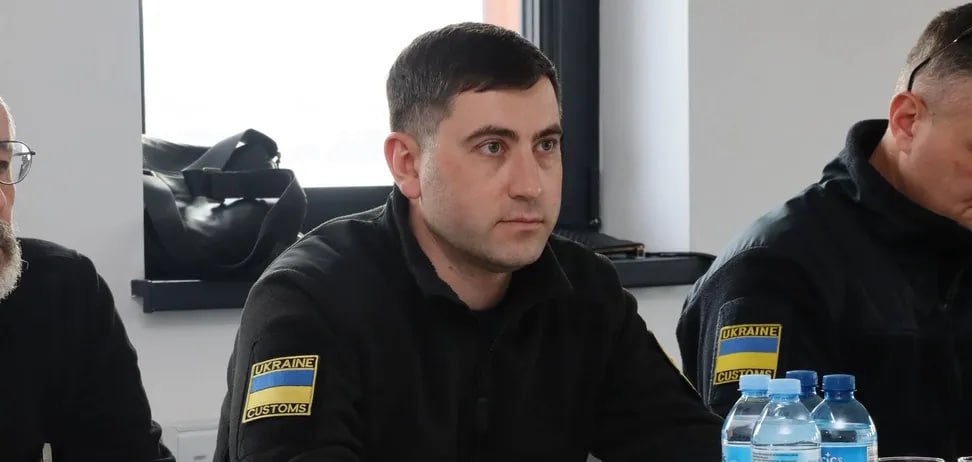 Ілюстрація до публікації «Кандидат на посаду очільника Держмитслужби, експрацівник СБУ Іван Керезвас приховує декларації з публічного доступу»