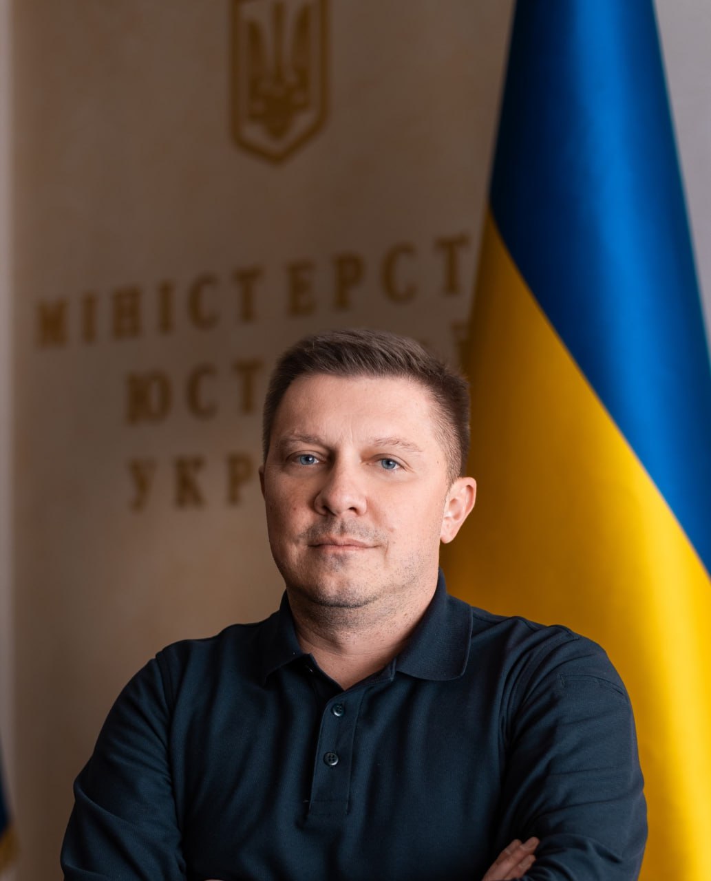 Ілюстрація до публікації «Родичі заступника затриманого міністра юстиції Германа Галущенка — Євгена Пікалова — живуть краще життя під час війни»