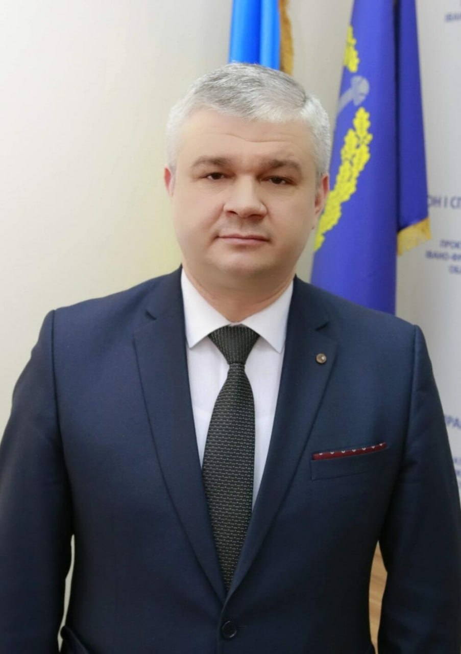 Ілюстрація до публікації «Колишній заступник керівника Івано-Франківської обласної прокуратури Василь Стефанець задекларував 5 млн гривень позики, 115 тисяч гривень пенсії та 1,7 млн гривень зарплати від прокуратури.»