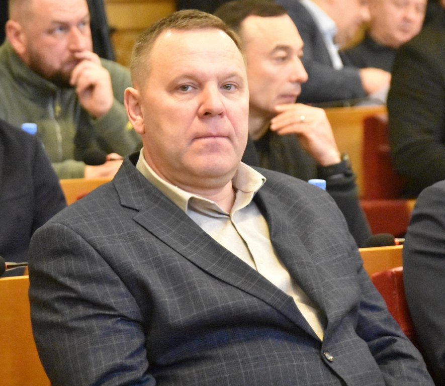 Ілюстрація до публікації «Експомічника народного депутата від партії ОПЗЖ та чинного депутата Закарпатської облради Івана Барну підозрюють у незаконному захопленні землі лісового фонду, на якій збудували…»