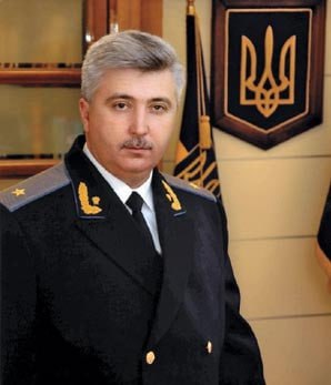 Ілюстрація до публікації «Батько харківсько-донецької прокурорки Олени Мурзи — експрокурор Донеччини Віталій Вікторович Мурза — вирішив провернути схему з підвищенням пенсії, але йому дали по рукам.»