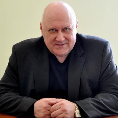 Ілюстрація до публікації «шоковані: Колишній перший заступник військового прокурора Центрального регіону України (реорганізована структура) В'ячеслав Сученко, якого звільнили за законом "Про люстрацію" в…»
