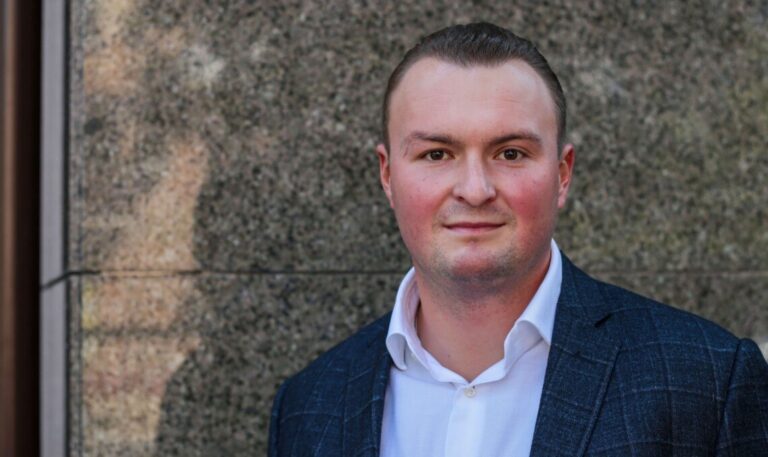 Ілюстрація до публікації «Й....бані висотоміри»