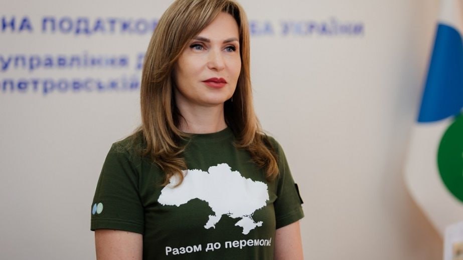 Ілюстрація до публікації «Заступник начальника ДПС у Дніпропетровській області Наталя Федаш не має власного житла та авто і користується майном родичів.»