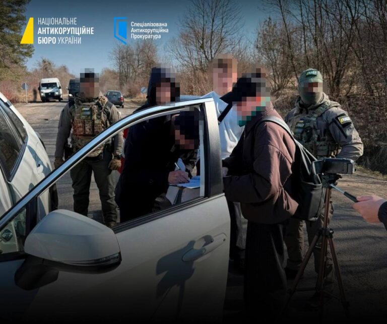 Ілюстрація до публікації «Підбурювання до хабаря у $30 тисяч: викрили суддю з Луганщини⚡»