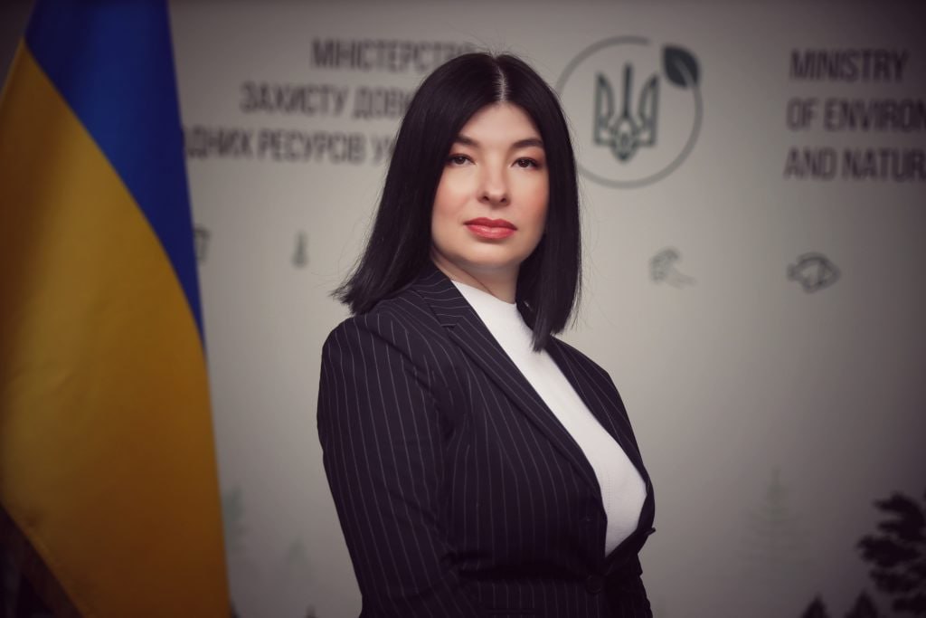 Ілюстрація до публікації «За лімітами, що видала заступник міністра Міндовкілля Вікторія Киреєва, у заповіднику Михайлівська цілина минулоріч незаконно косили траву тракторами та садили сою.»