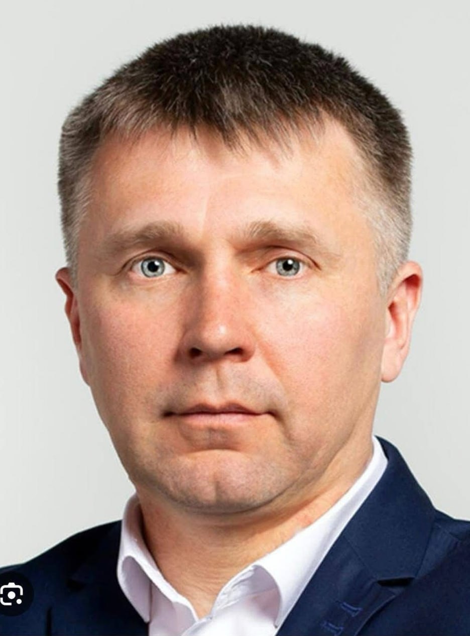 Ілюстрація до публікації «Сумський депутат Жиленко втік під час слідчих дій на Львівщині, його дружина отримала підозру за нього»