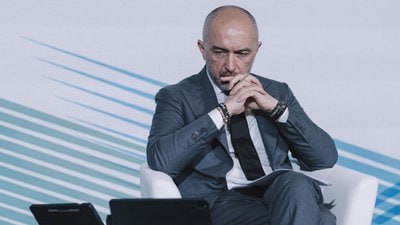 Ілюстрація до публікації «Голову НБУ Андрія Пишного запросили до ВР у зв’язку з інцидентом за участю засновника monobank Олега Гороховського та розголошенням особистих даних однієї з клієнток.»