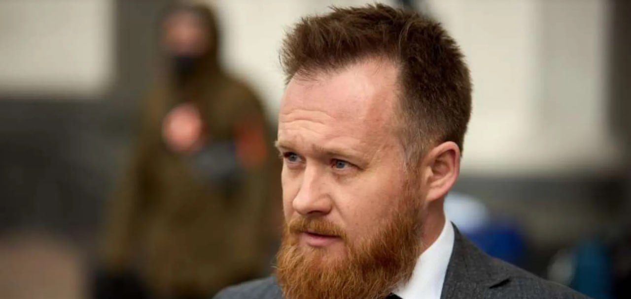 Ілюстрація до публікації «Помічник нардепа від "Слуг" Юрія Камельчука затриманий за розтрату»