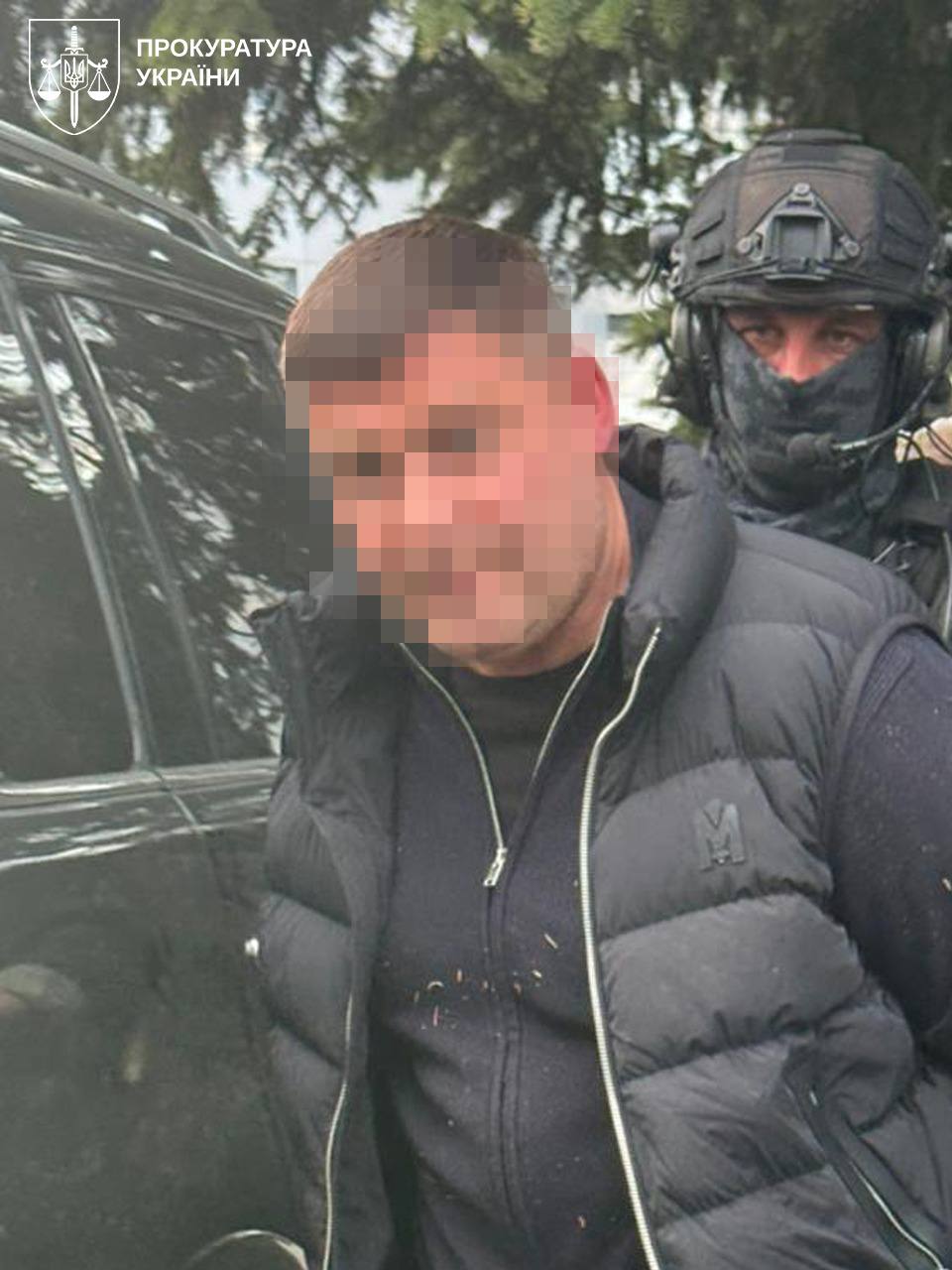 Ілюстрація до публікації «Керівника обласної федерації боксу підозрюють в організації схеми виїзду за кордон через фіктивне бронювання та відрядження»