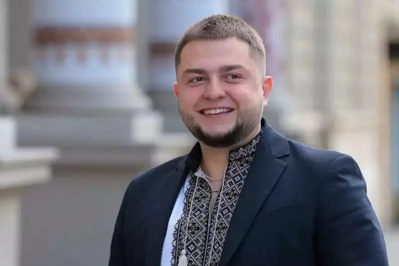 Ілюстрація до публікації «Заступник голови Львівської облради Юрій Холод вказав новий BMW, квартиру та подарунок у 2 млн гривень для дружини»
