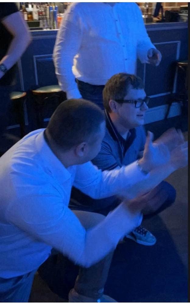 Ілюстрація до публікації «Мильна бульбашка від аферистів-втікачів»