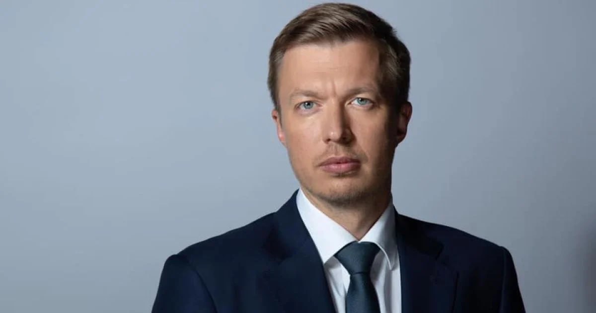 Ілюстрація до публікації «Нардепа від ВО "Батьківщина" Андрія Ніколаєнка визнали невинуватим у скоєнні смертельної ДТП, де загинула 18-річна жителька села Березівка Вікторія Назарова, яка вийшла на дорогу…»