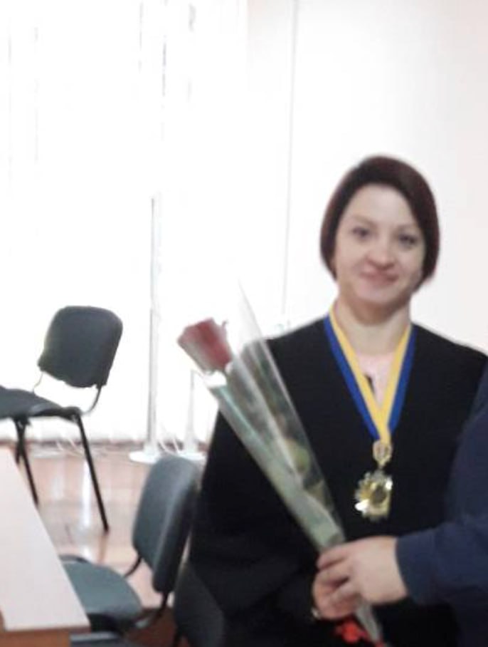 Ілюстрація до публікації «Суддя Шполянського районного суду Черкаської області Надія Побережна, котра винесла винесла рішення про умовний вирок обвинуваченому справі про ДТП, де загинула одна дитина, а…»