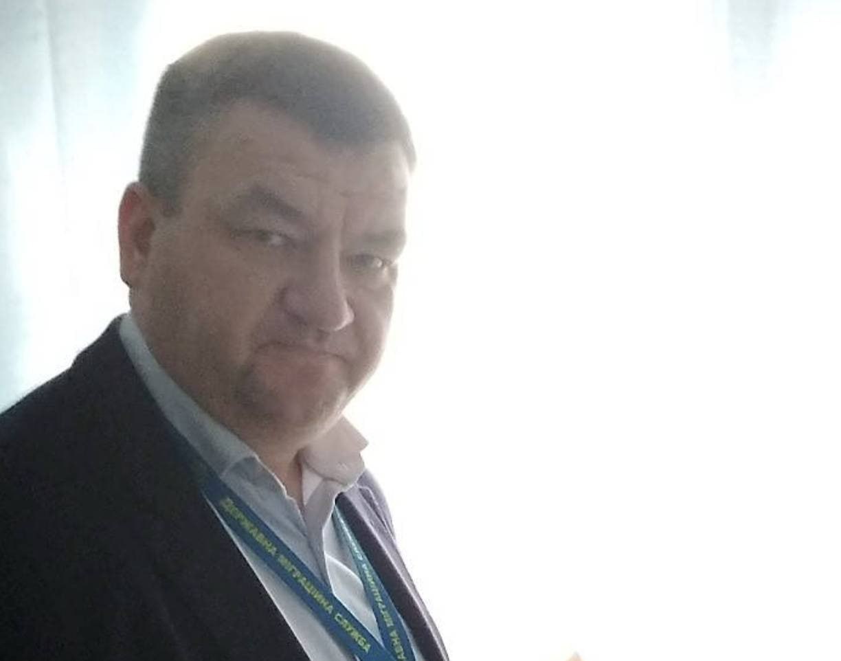 Ілюстрація до публікації «На Хмельниччині повідомлено про підозру начальнику Хмельницького відділу ДМС №1 Вадиму Сідлецькому за фактом недостовірного декларування»