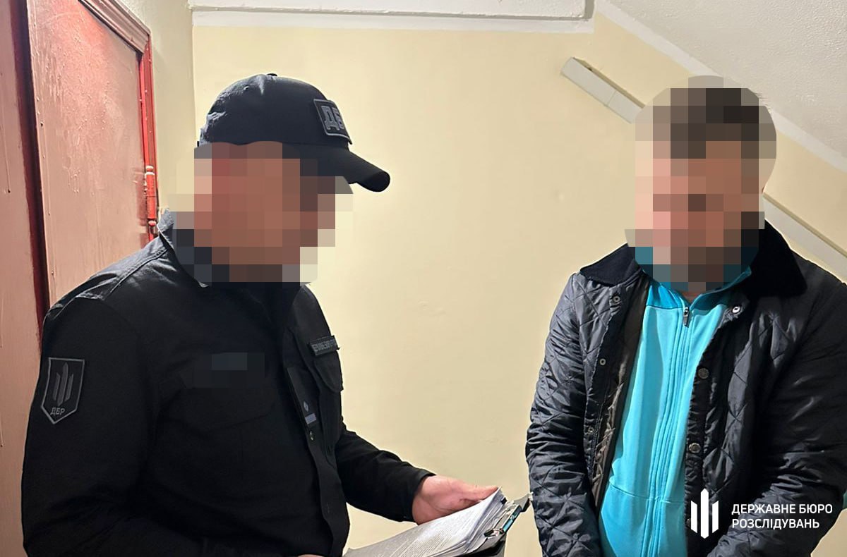 Ілюстрація до публікації «Перший заступник керівника Південного управління Держпраці Денис Мезенко отримав підозру за ч.3 ст.368 ККУ.»