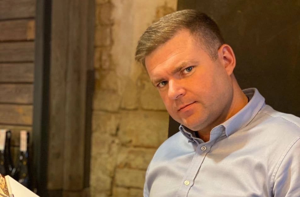 Ілюстрація до публікації «Цікаво, що Південне управління Держпраці очолює скандальний посадовець Сергій Байдюк, котрий періодично стає керівником структури, а потім ховається на інших позиціях. 📖 Байдюк…»