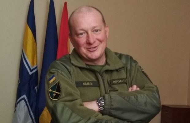 Ілюстрація до публікації «Колишній командувач Об'єднаних сил ЗСУ Юрій Содоль (бухав в Одесі, коли був наступ на Торецьк) та колишній керівник оперативно-тактичне угруповання військ «Харків» Юрій…»