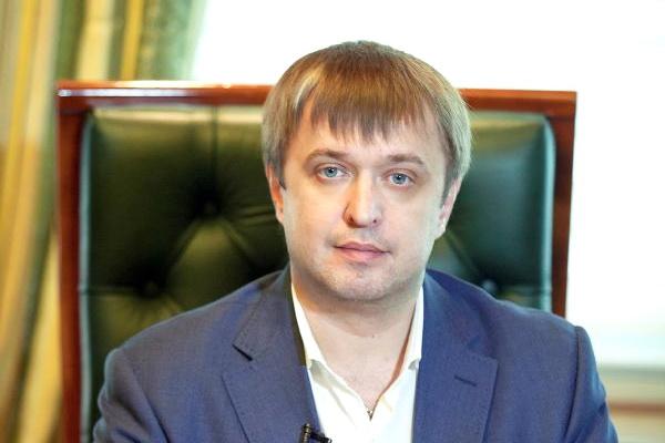 Ілюстрація до публікації «Агробізнесмен та ексдепутат Хмельницької облради Андрій Гордійчук – колишнього акціонера корпорації "Сварог Вест Груп" та засновника фонду "Аграрна наддержава".»