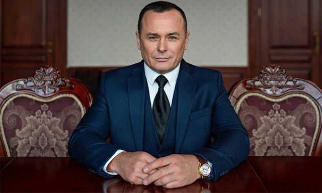 Ілюстрація до публікації «у березні повідомляло, що скандальний хабарник — заступник голови Федерації профспілок України Володимир Саєнко — намагається оскаржити свій вирок.»