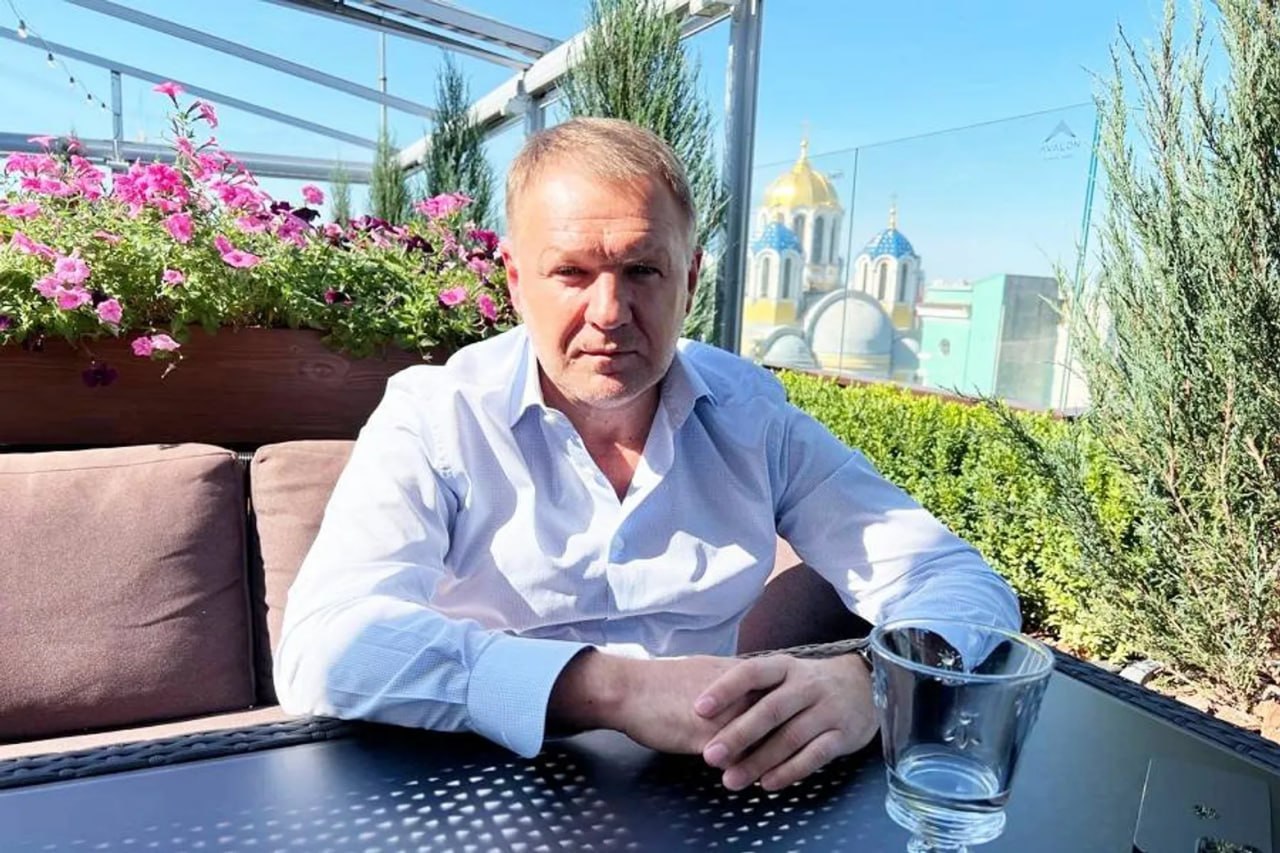 Ілюстрація до публікації «Вугільний олігарх Віталій Кропачов, котрий обвинувачуються ДБР у корупційних схемах з вугіллям, має російське громадянство»