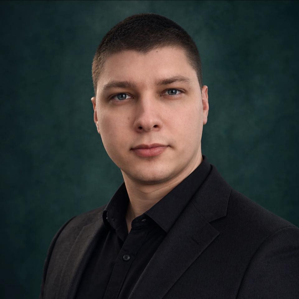 Ілюстрація до публікації «Виконавчий директор Об’єднаної єврейської общини Віталій Камозін розповсюджує антисемітську маячню про посадовців ДСНС, використовуючи підробні фотографії»