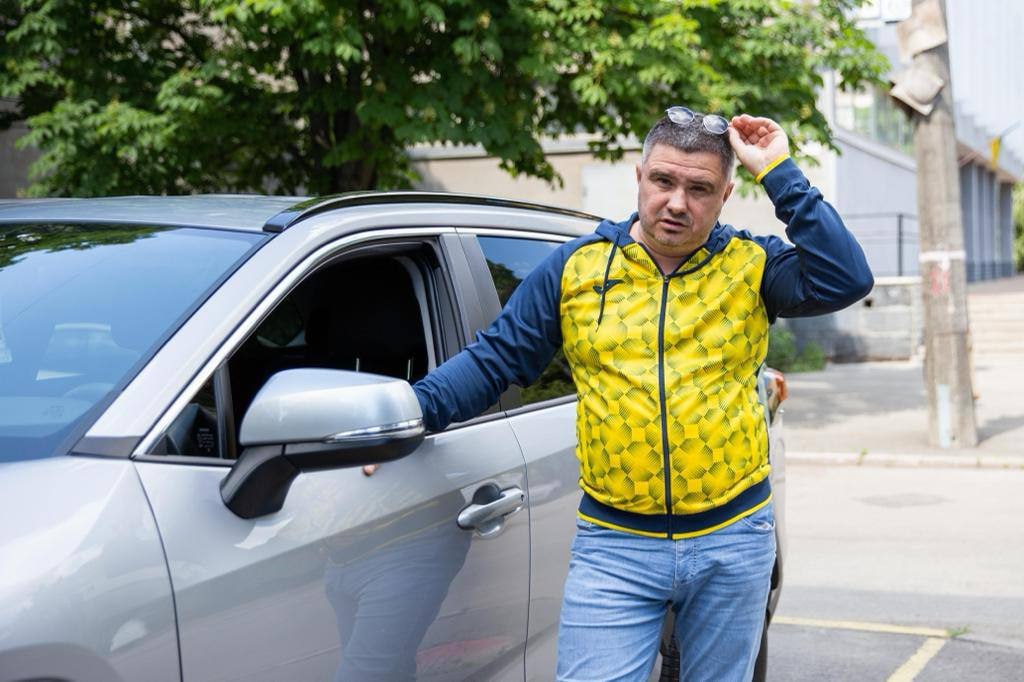 Ілюстрація до публікації «Директор департаменту внутрішнього аудиту Митної служби Олександр Лєднік "відмазався" від протоколу за керування автомобілем у стані алкогольного сп’яніння Допомогла йому в цьому…»