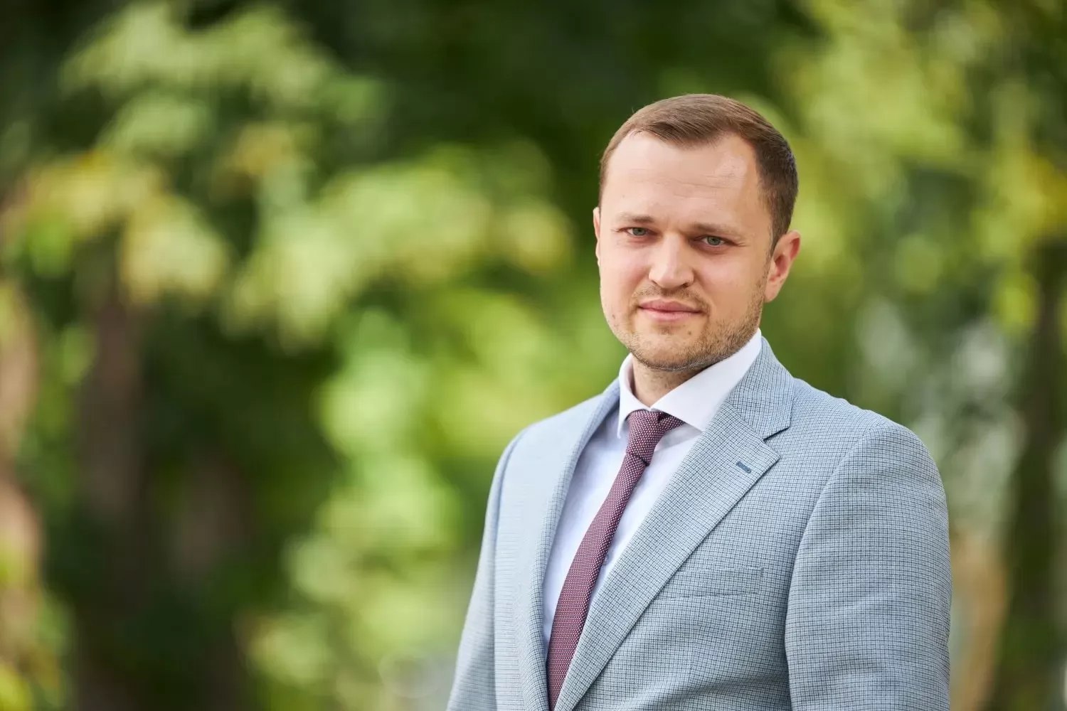 Ілюстрація до публікації «Депутат Верховної Ради від фракції "Слуга народу" Андрій Жупанін витратив більше 2 млн гривень на освітні послуги з 2021 по 2024 рік.»