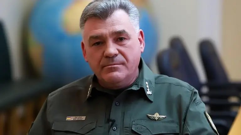 Ілюстрація до публікації «Квартирна схема ексголови ДПСУ Цигикала: як генерал затягував справу, відсіджуючись у Києві»