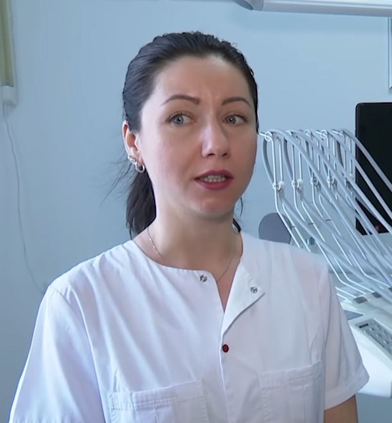 Ілюстрація до публікації «ЗМІ пишуть, що мати т. в. о. керівника Київського БЕБ Романа Лисаковського купувала нерухомість за заниженими цінами, а дружина-співвласниця стоматологічної клініки в Тернополі…»