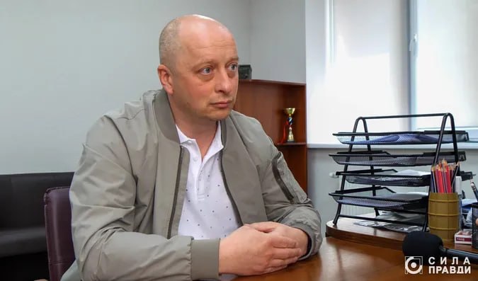 Ілюстрація до публікації «В січні 2026-го правоохоронці провели обшуки в посадовців регіонального сервісного центру МВС у Волинській області Павла Ковальчука, а також у його протеже Володимира Шевчука.»