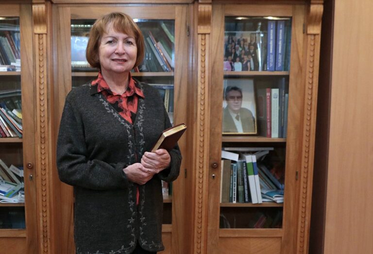 Ілюстрація до публікації «Директор ДУ «Інститут епідеміології та інфекційних хвороб ім.»