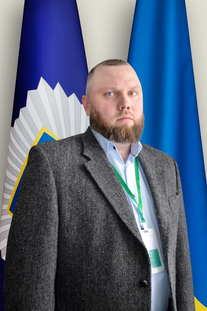 Ілюстрація до публікації «Розкішно живе адміністратор / т.в.о. керівника ТСЦ МВС №6341 у Харкові Максим Орлов.»