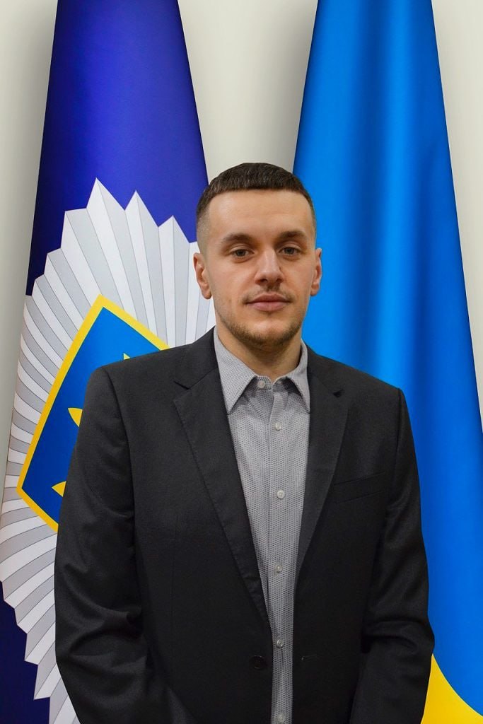 Ілюстрація до публікації «Очільник РСЦ МВС в Харківській, Полтавській та Сумській областях Дмитро Крейнер підбирає на посади корупціонерів.»