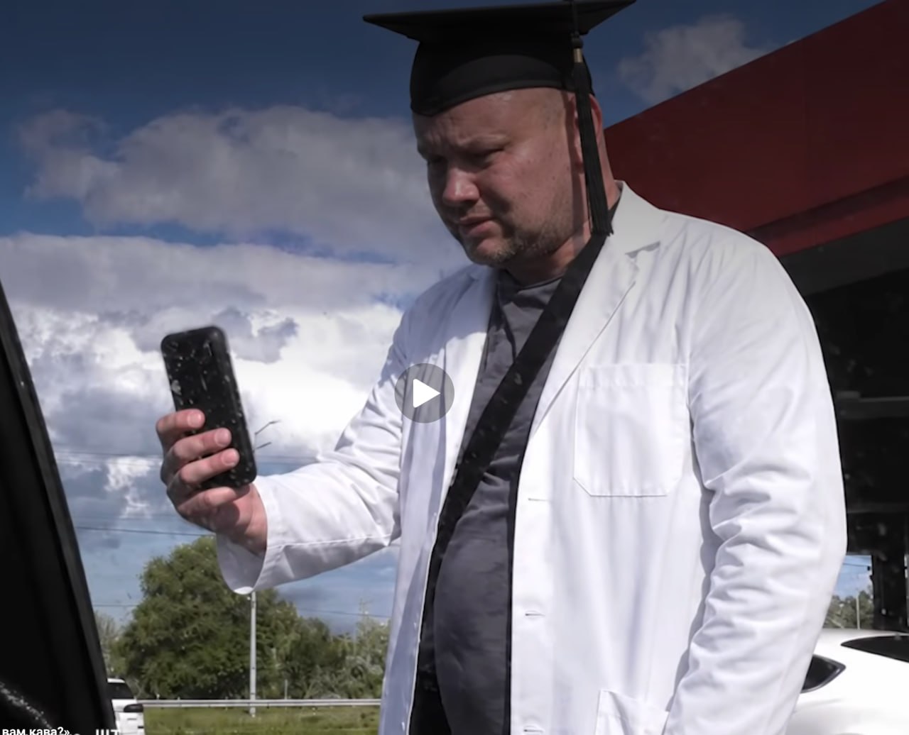 Ілюстрація до публікації «Науковий ухилянт: Колишній заступник генерального прокурора Дмитро Вербицький підтвердив журналістам, що він продовжує навчання в аспірантурі Одеської політехніки, що дозволило…»