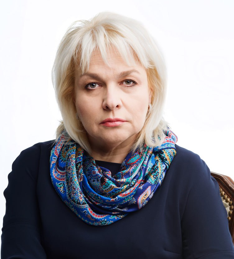 Ілюстрація до публікації «Вища рада правосуддя узгодила заяву про звільнення у відставку судді Печерського районного суду Києва Світлани Смик.»
